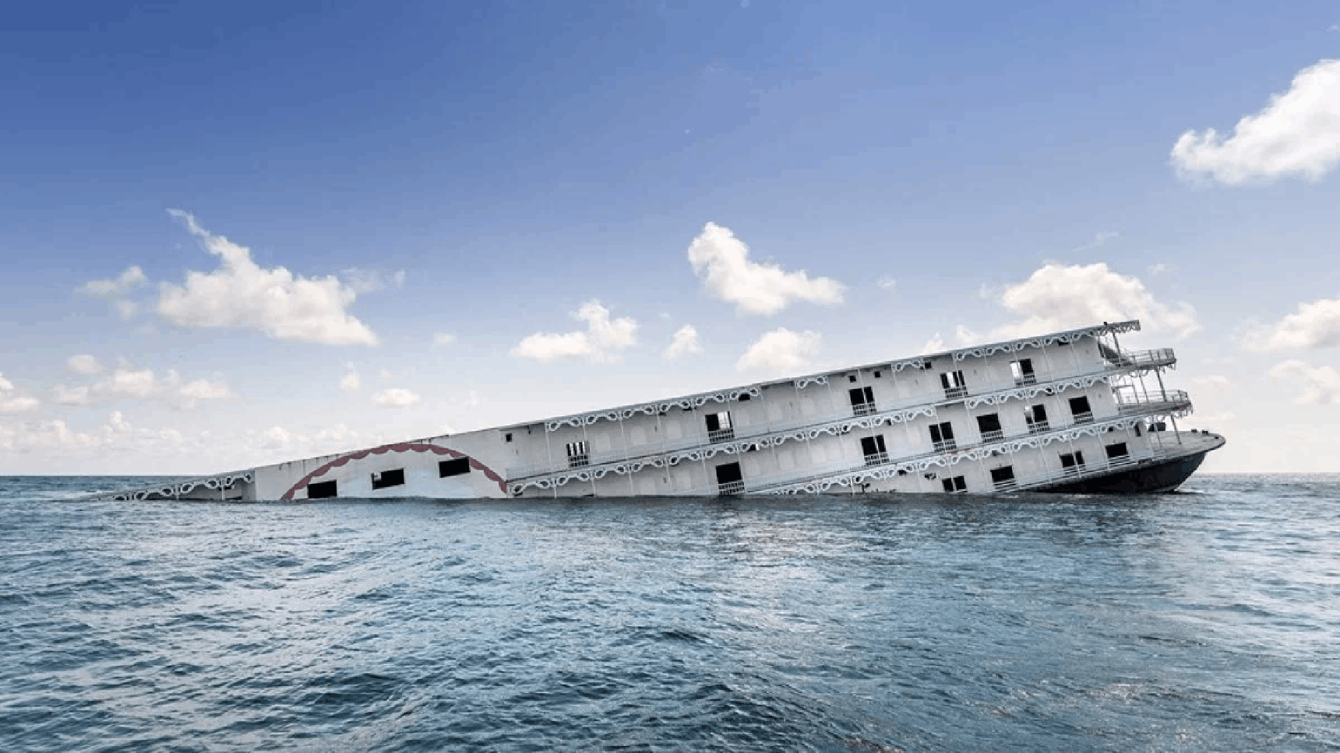 Once the World’s Largest Riverboat Casino, Argosy VI Gets an Incredible Second Life Beneath the Sea